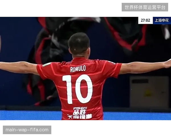 核心罗慕洛半程数据相较上赛季同期明显下滑,合同年表现引发球迷对其续约前景的担忧 核心罗慕洛半程数据相较上赛季同期明显下滑,合同年表现引发球迷对其续约前景的担忧